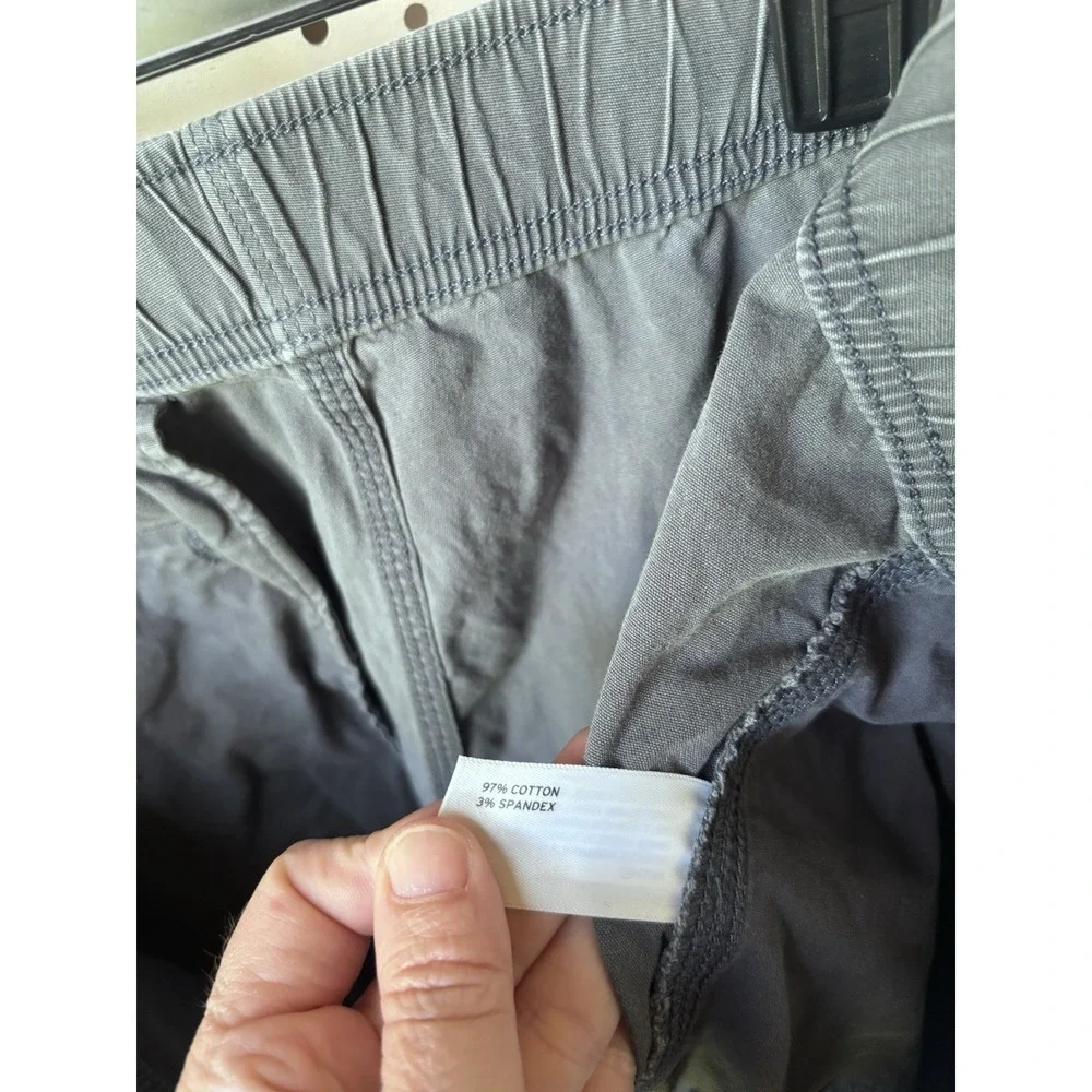 Duluth Trading Men's Shorts XL Standard Fit Blue Chino Belt Elastic Waist Cotton